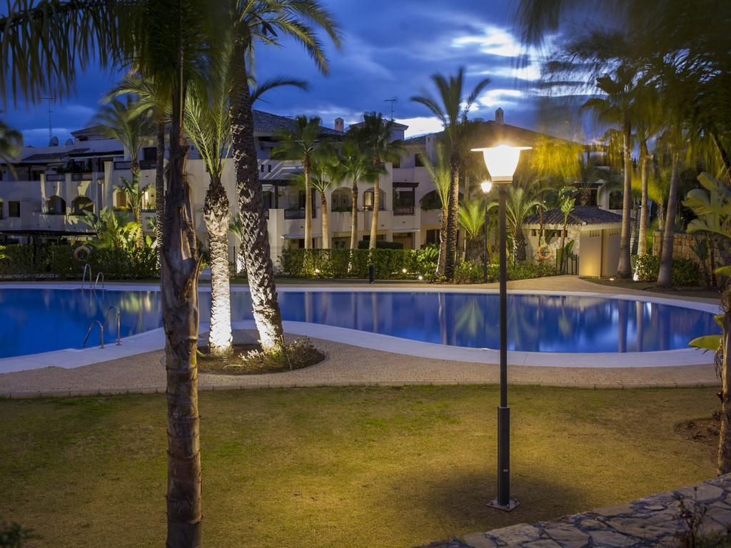 Paramount Medina Apartment Marbella